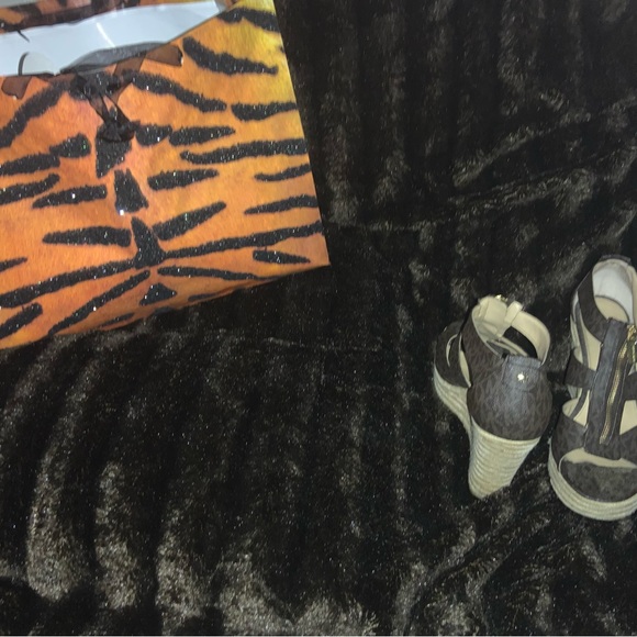 Michael Kors wedges - Picture 3 of 6